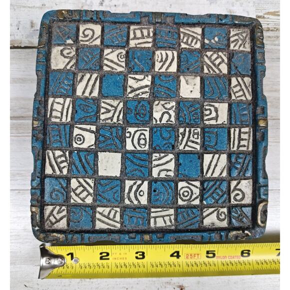 VTG Mayan Chess Set Mini Hand Carved White Blue Pieces 6"X6" Board With Storage - Picture 10 of 12